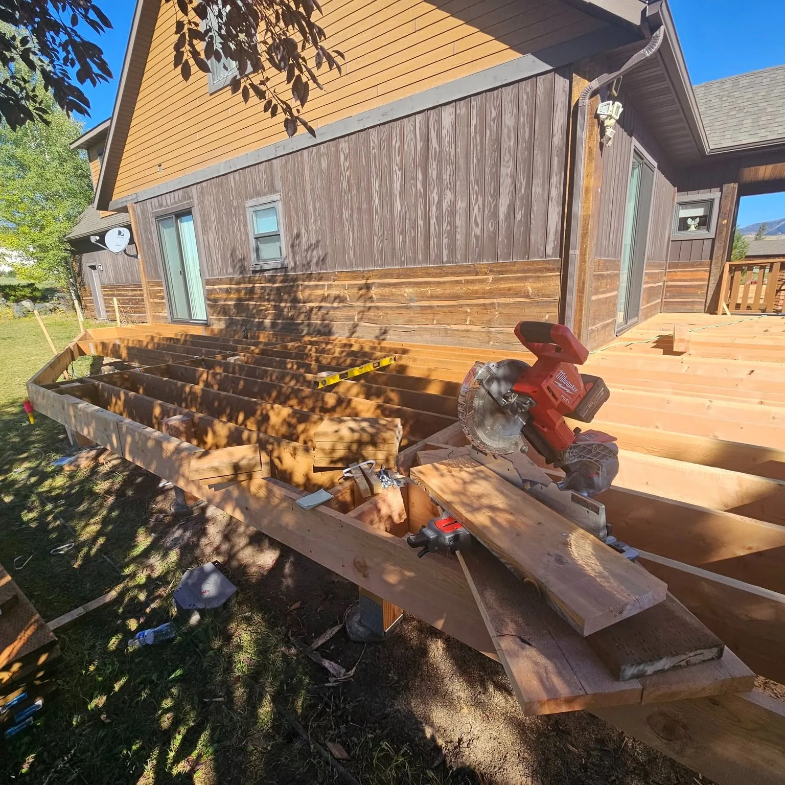 Deck joist framing miter saw wood sided home